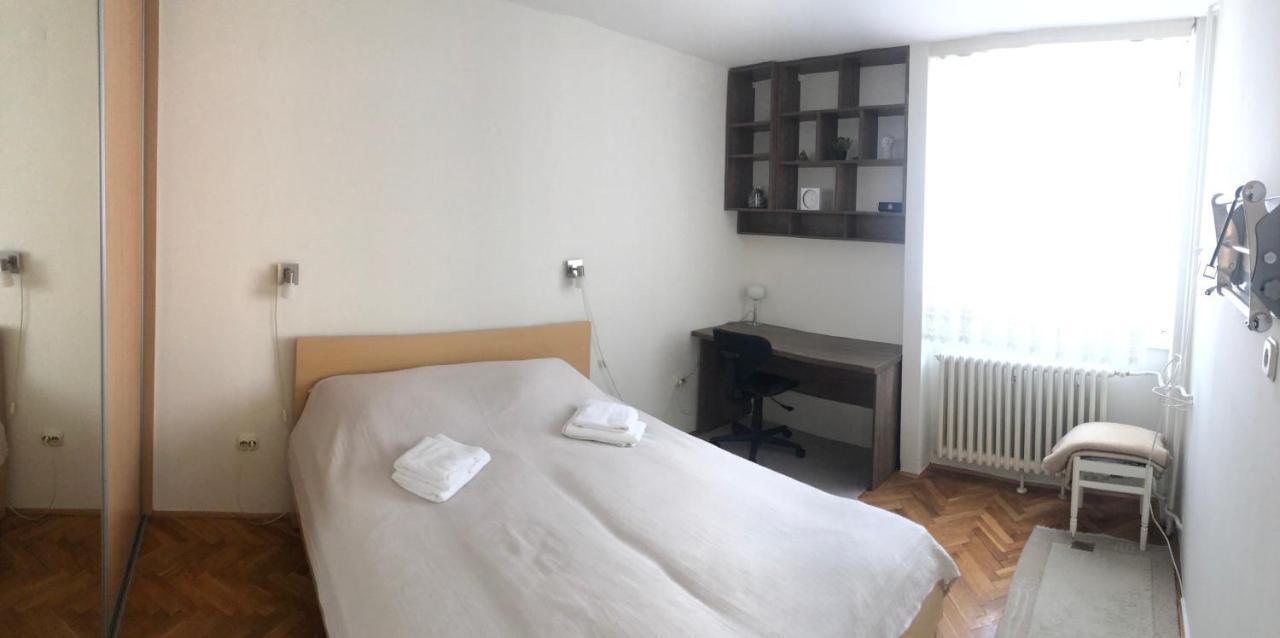Jasmina With Free Garage Apartment